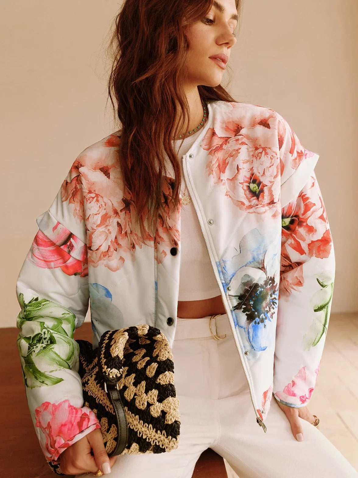 Flora | Blommig Bomberjacka med Pastelltoner