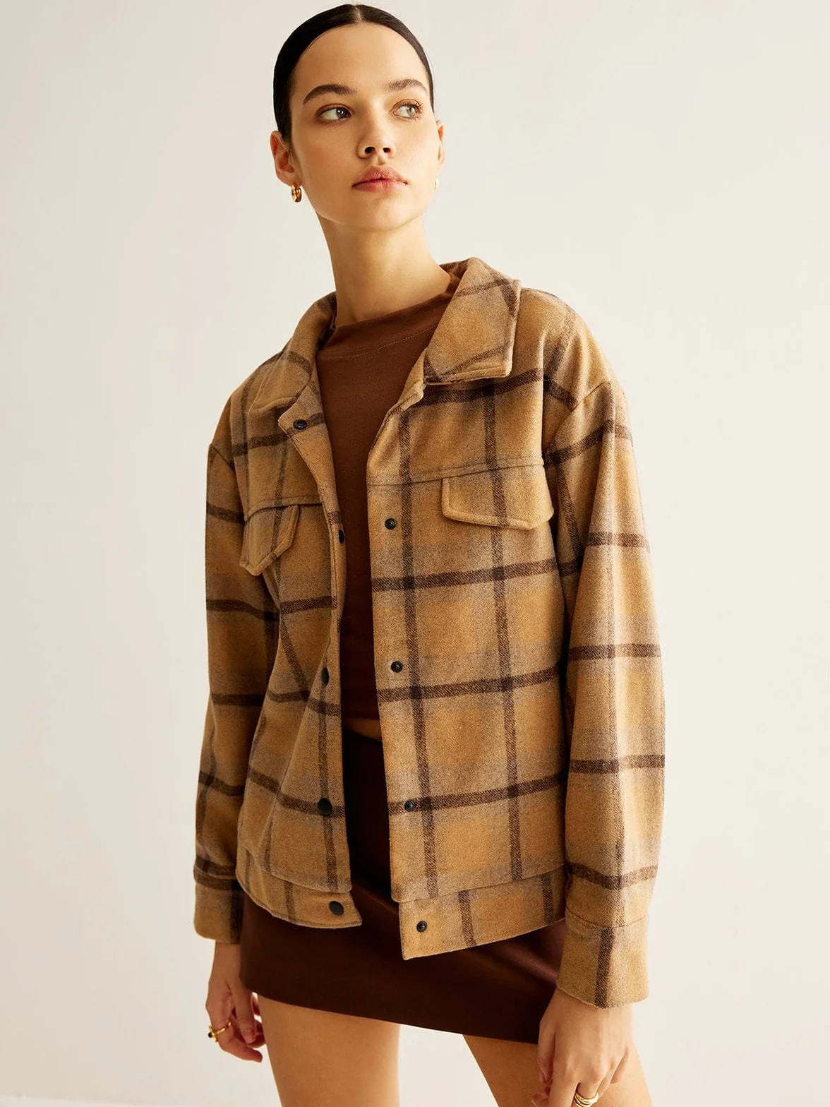 Mira | Rutig Kort Jacka i Casual Stil