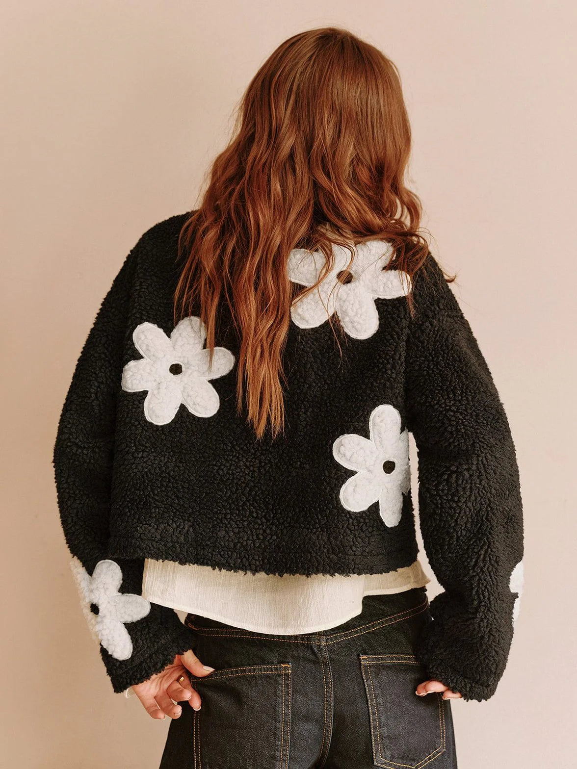 Lily | Jacka med Blommönster i Fuskpäls
