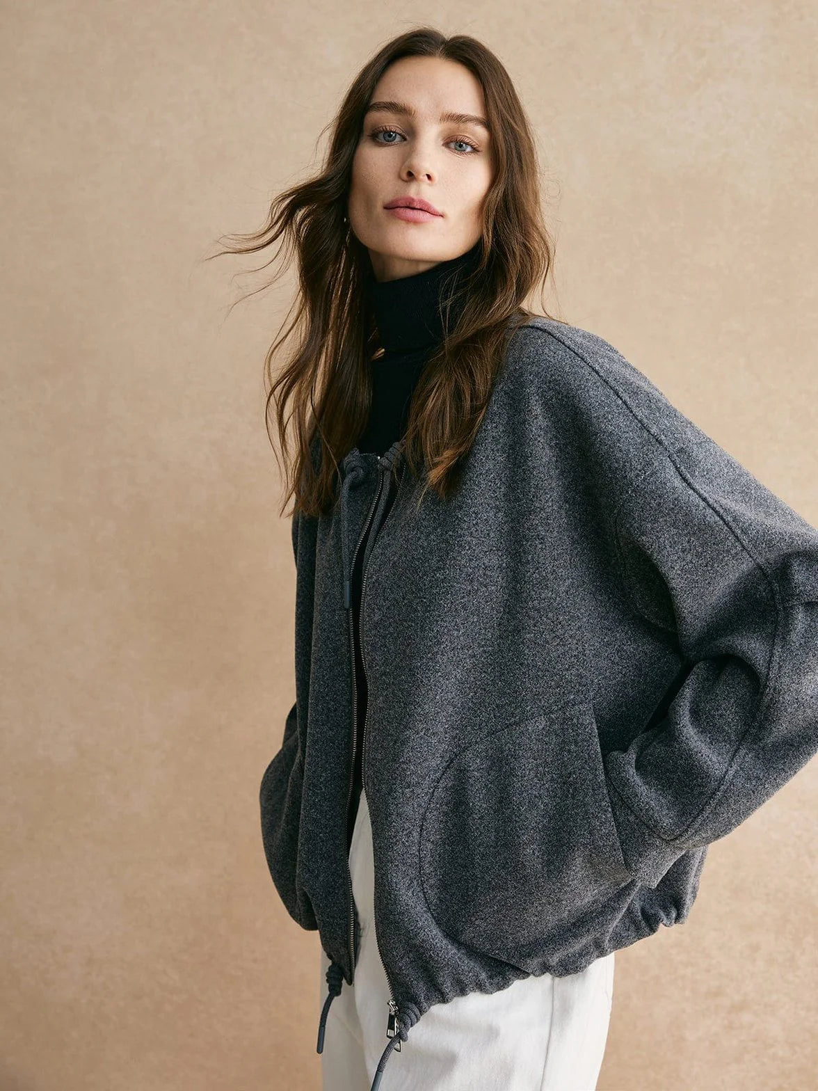 Mira | Grå Jacka i Teddyfleece med Dragkedja