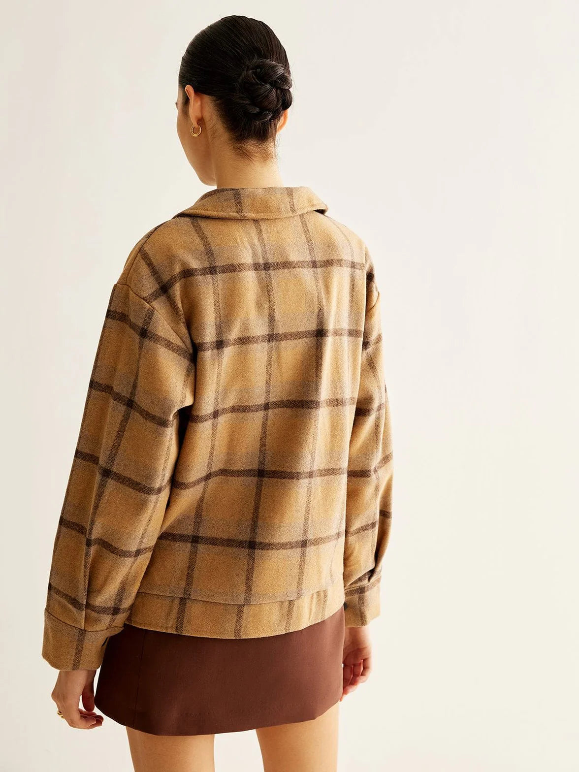 Mira | Rutig Kort Jacka i Casual Stil